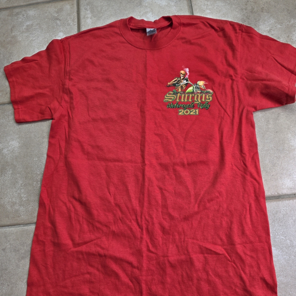 Sturgis Gildan Red Short Sleeve Tee NEVER WORN!